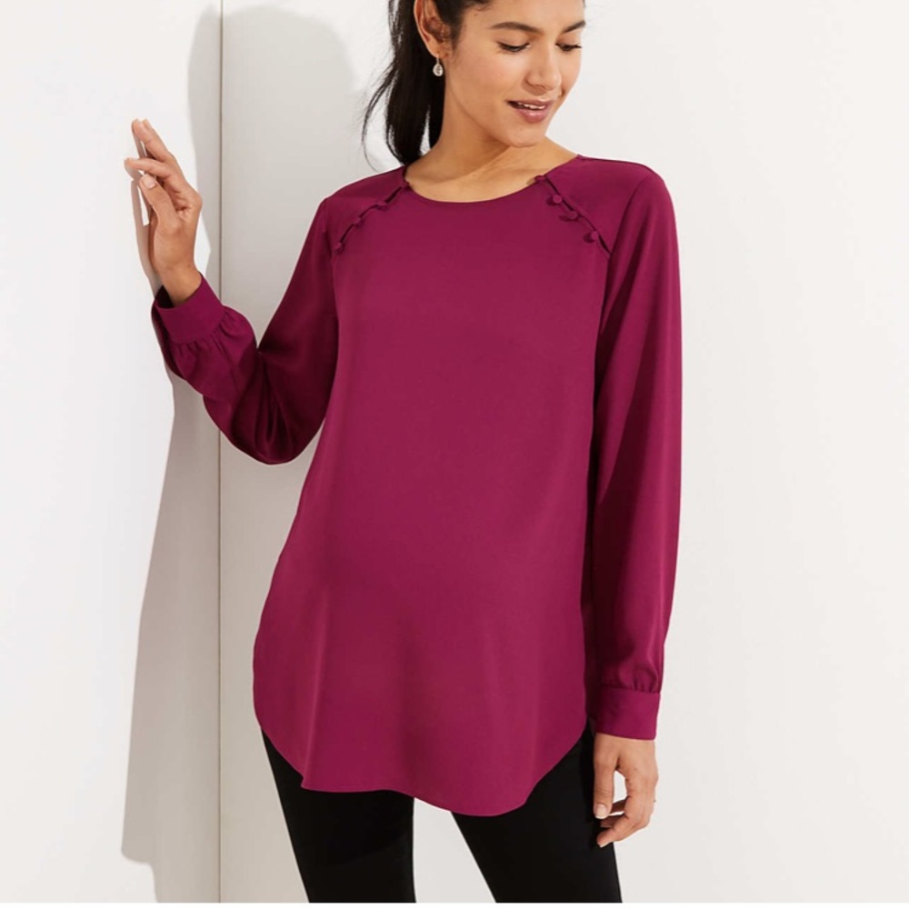 Loft Covered button maternity blouse medium